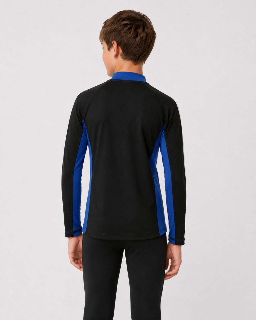 Back of 14 Year Old Boy - Black Blue White