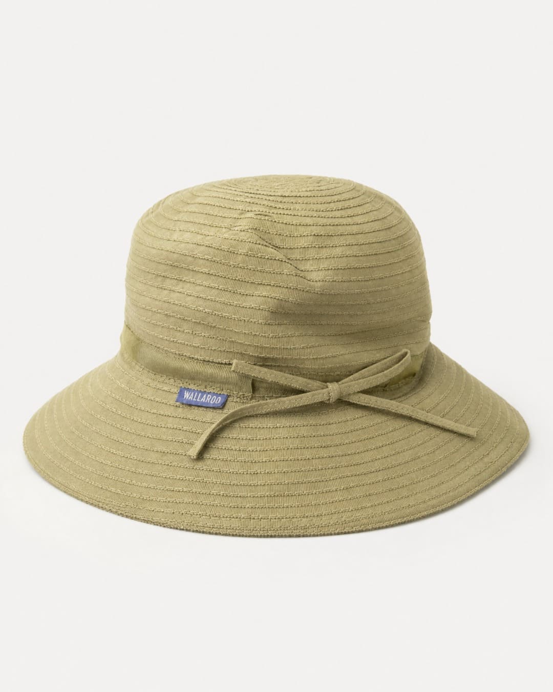 Wallaroo hampton hat in seafoam UPF 50+ in studio